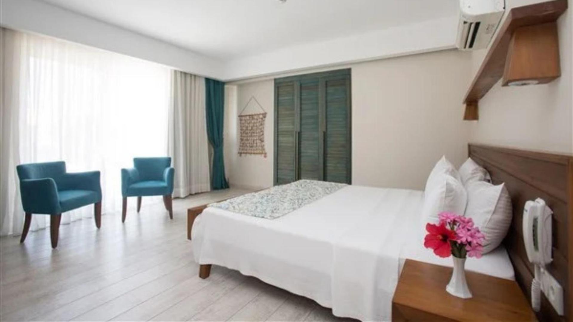 Dedeminn Marina Hotel Гьоджек Екстер'єр фото
