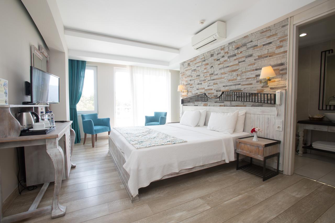 Dedeminn Marina Hotel Гьоджек Екстер'єр фото